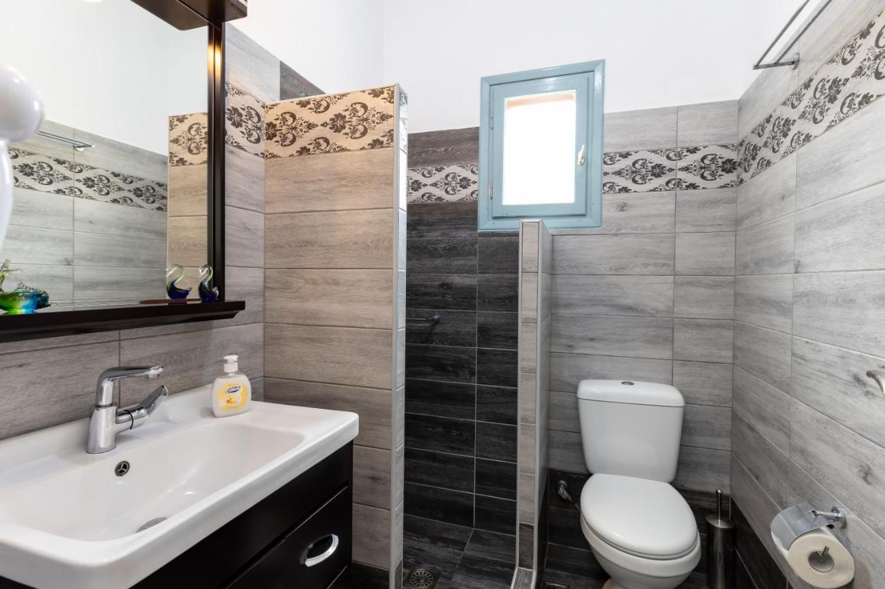 Peris Rooms Kamares  Exterior photo