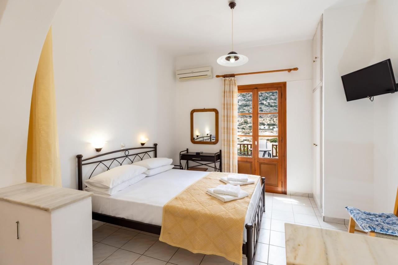 Peris Rooms Kamares  Exterior photo